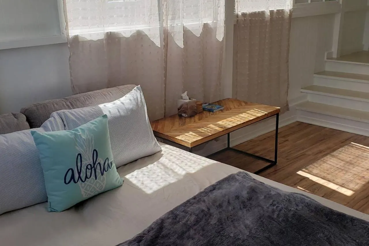 Сasa de vacaciones Somewhere Over The Rainbow Loft With Ac Hilo